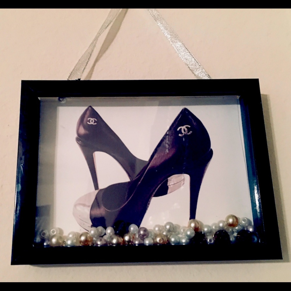Custom shadow box